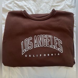 ❌ SOLD ❌ Ladies crew neck sweater - M